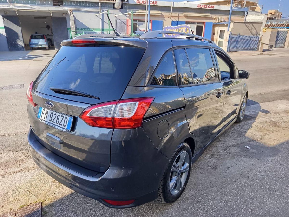 Ford C-Max 1.5 TDCi 120CV Start&Stop Business N1 (6)