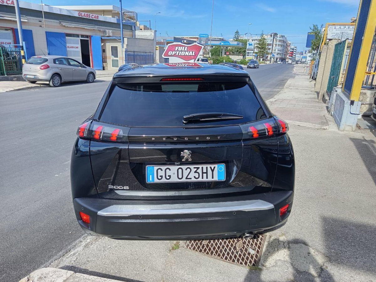 Peugeot 2008 BlueHDi 110 S&S Allure Pack (5)