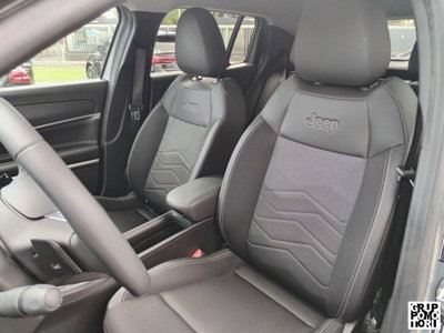 Jeep Avenger 1.2 turbo e-hybrid mhev Summit fwd 110cv edct6 (7)