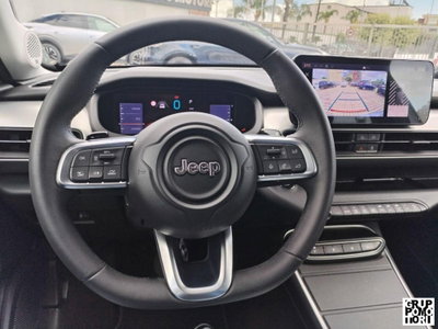 Jeep Avenger 1.2 turbo e-hybrid mhev Summit fwd 110cv edct6 (9)