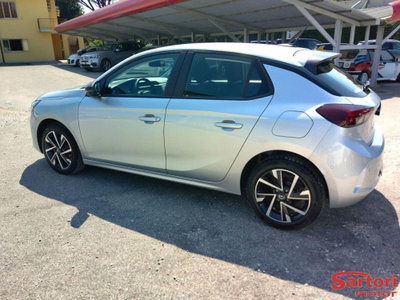Opel Corsa 1.2 Edition (4)