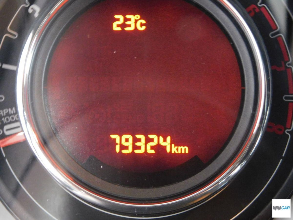 Fiat 500 1.0 Hybrid Red (10)