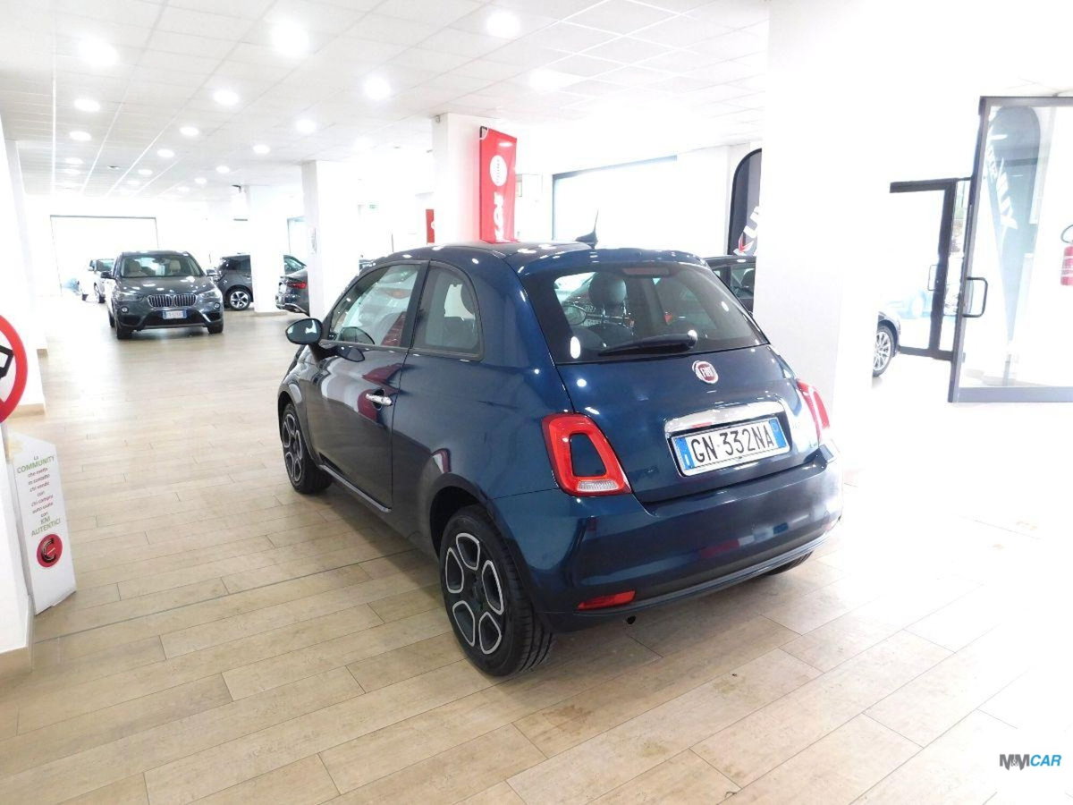 Fiat 500 1.0 Hybrid Red (4)