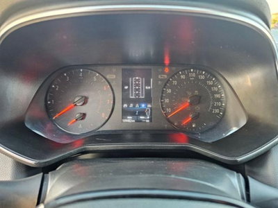 Renault Clio TCe 100 CV 5 porte Business (11)
