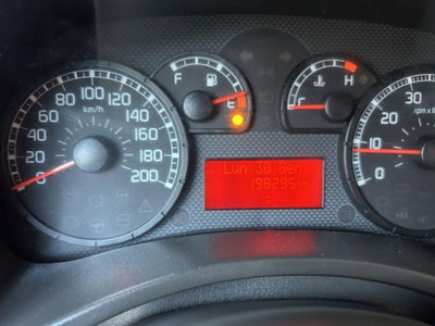 Fiat Panda 1.3 MJT 16V 4x4 Climbing (19)