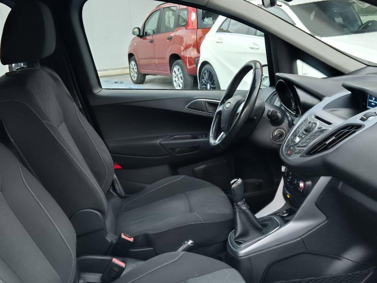 Ford B-Max B-Max 1.6 TDCi 95 CV Titanium (17)