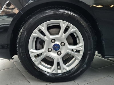 Ford B-Max B-Max 1.6 TDCi 95 CV Titanium (5)