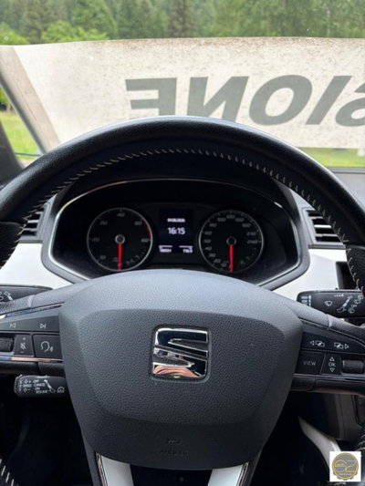 SEAT Arona 1.6 TDI 95 CV XCELLENCE (6)
