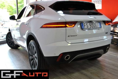 Jaguar E-Pace 2.0 AWD aut. SE (3)