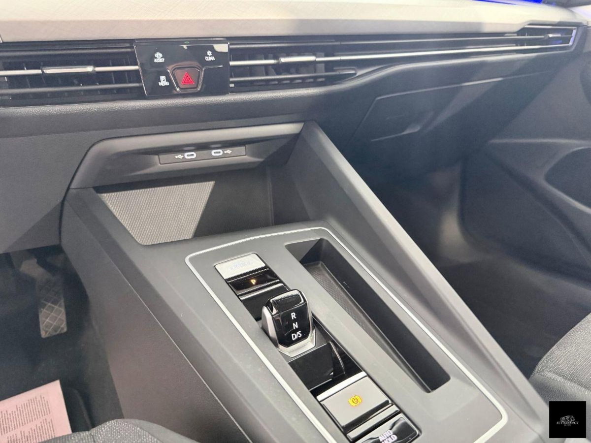 Volkswagen Golf Variant 2.0 TDI 150 CV DSG SCR 4Motion Style (13)