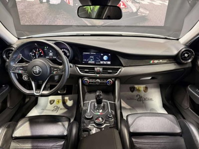 Alfa Romeo Giulia 2.2 t Veloce Q4 210cv auto (12)