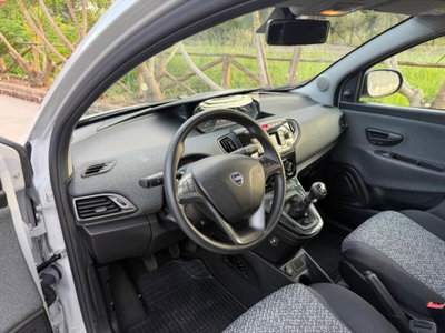 Lancia Ypsilon 1.0 FireFly 5 porte S&S Hybrid Gold Plus (6)