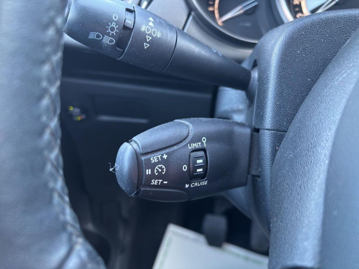 Citroen C3 1.4 VTi 95 GPL airdream Exclusive (18)