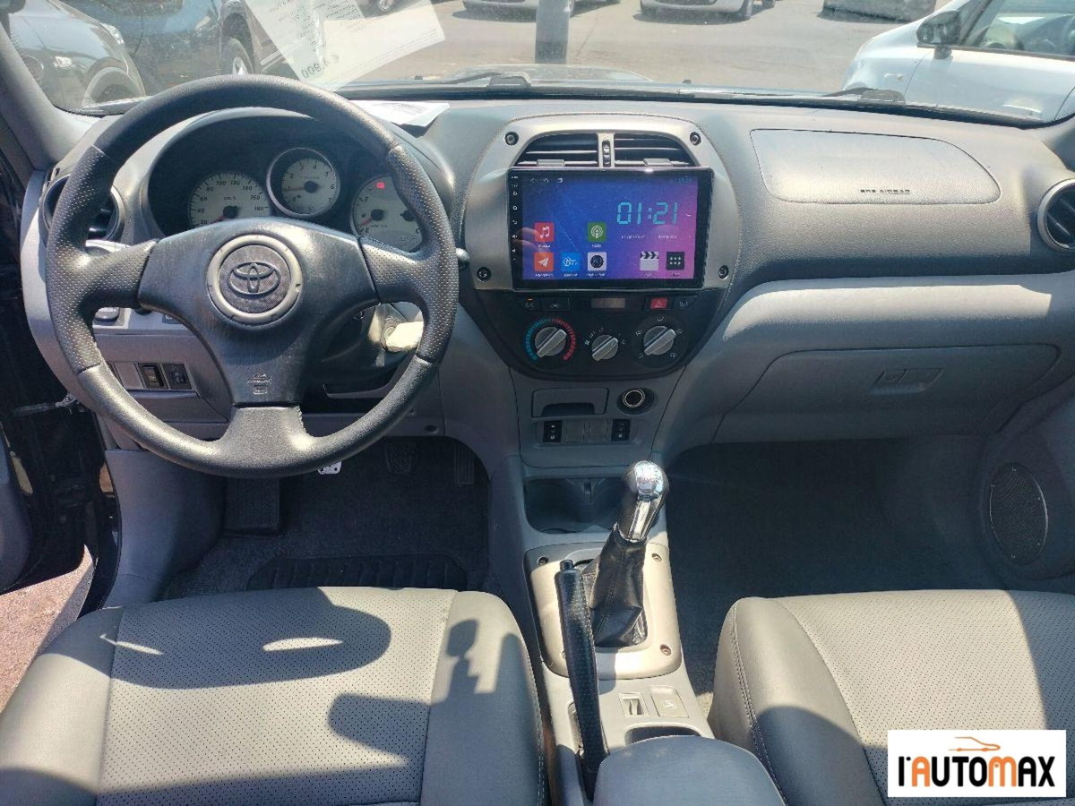 Toyota Rav4 Tdi D-4D cat 5 porte (11)