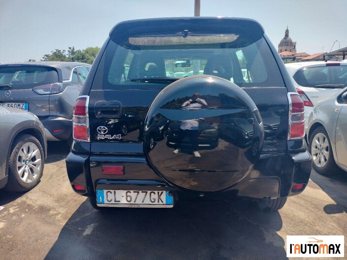 Toyota Rav4 Tdi D-4D cat 5 porte (5)