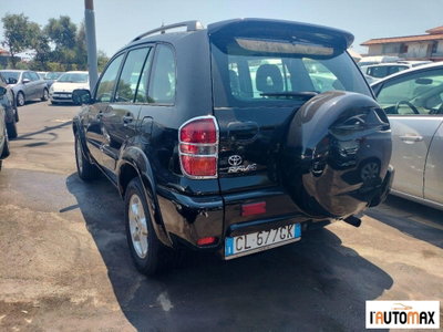 Toyota Rav4 Tdi D-4D cat 5 porte (6)