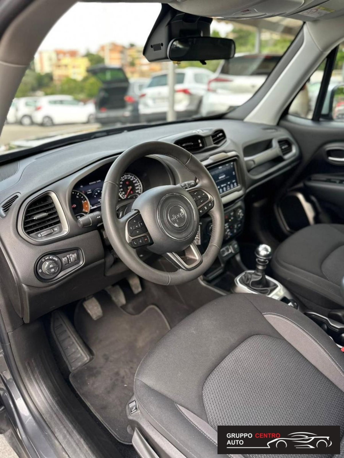 Jeep Renegade 1.6 Mjt 130 CV S (13)