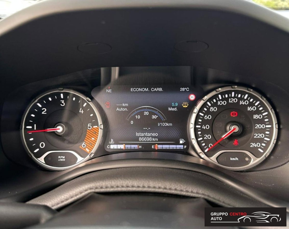 Jeep Renegade 1.6 Mjt 130 CV S (15)