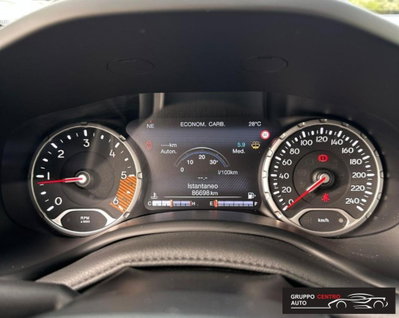 Jeep Renegade 1.6 Mjt 130 CV S (15)