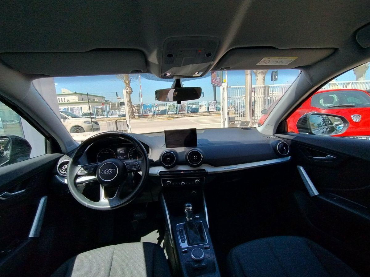 Audi Q2 Q2 1.6 TDI S tronic Business (11)