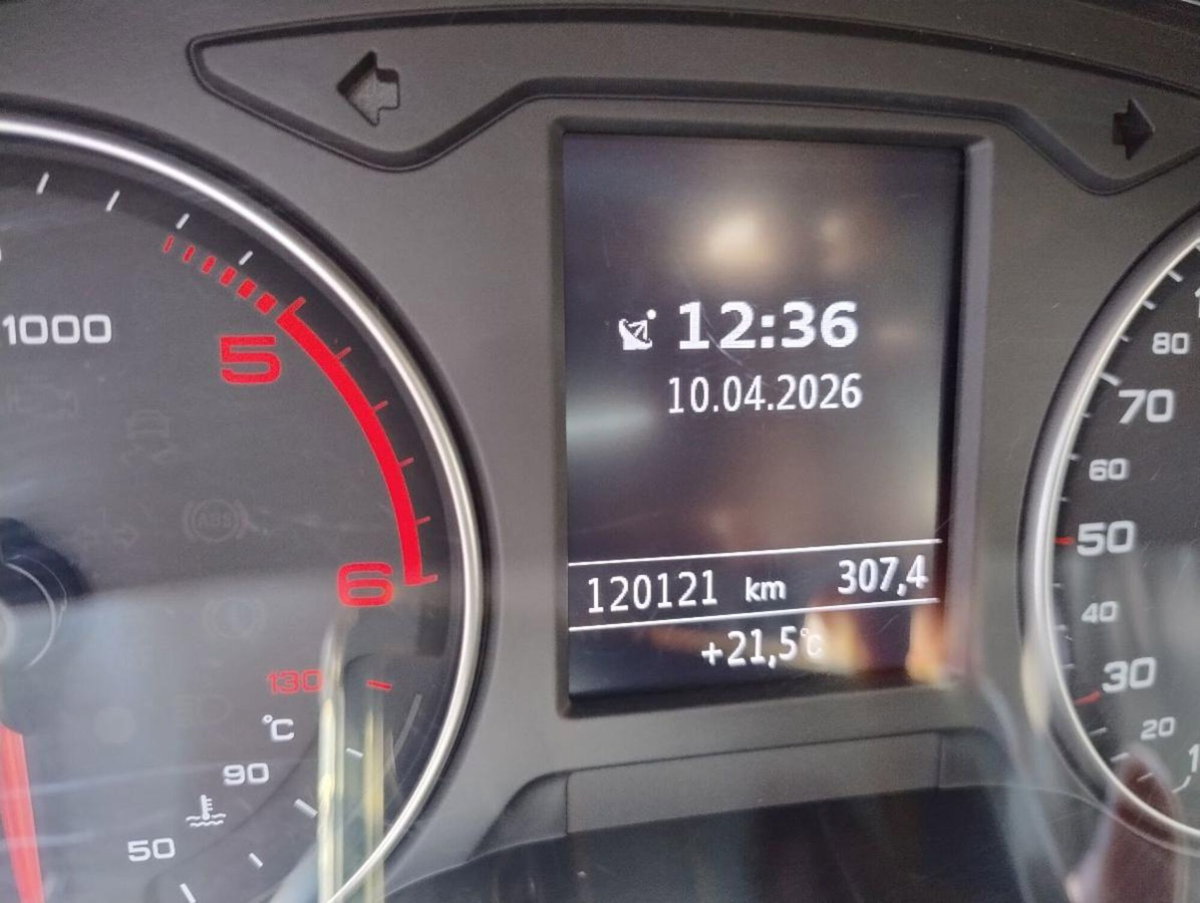 Audi Q2 Q2 1.6 TDI S tronic Business (18)