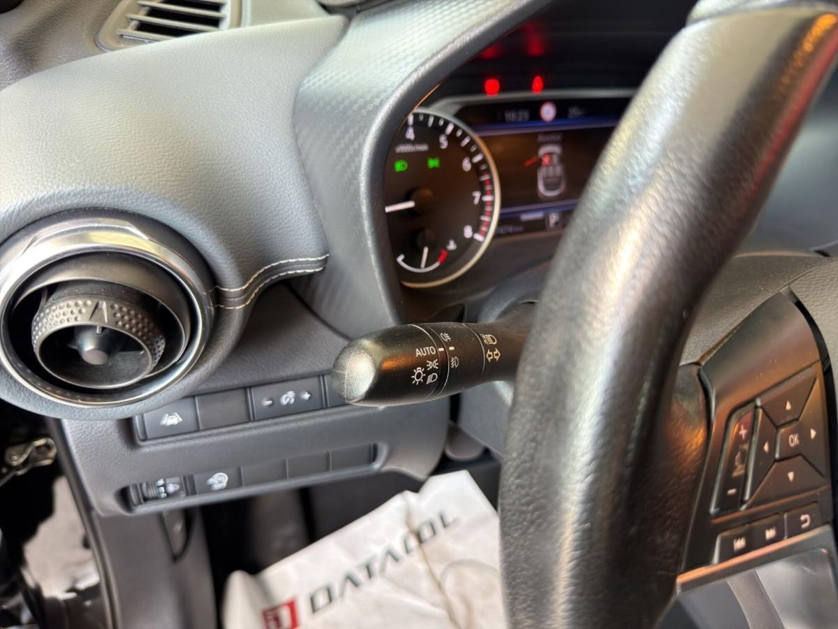 Nissan Juke 1.0 dig-t N-Connecta 114cv dct (15)