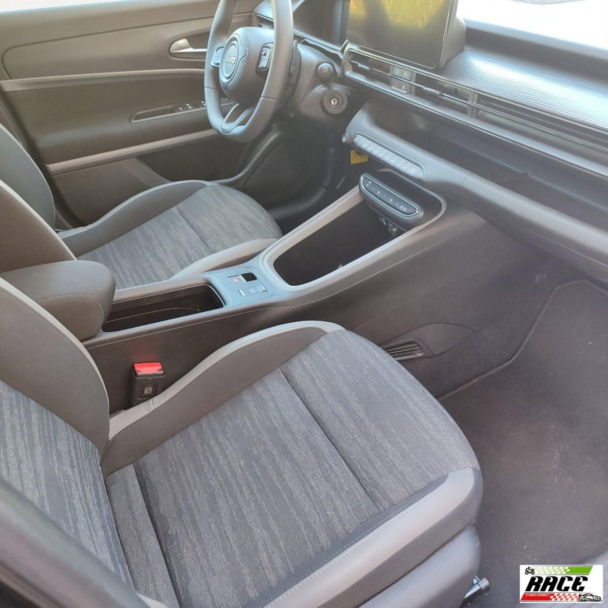 Jeep Avenger 1.2 turbo Longitude fwd 100cv (18)