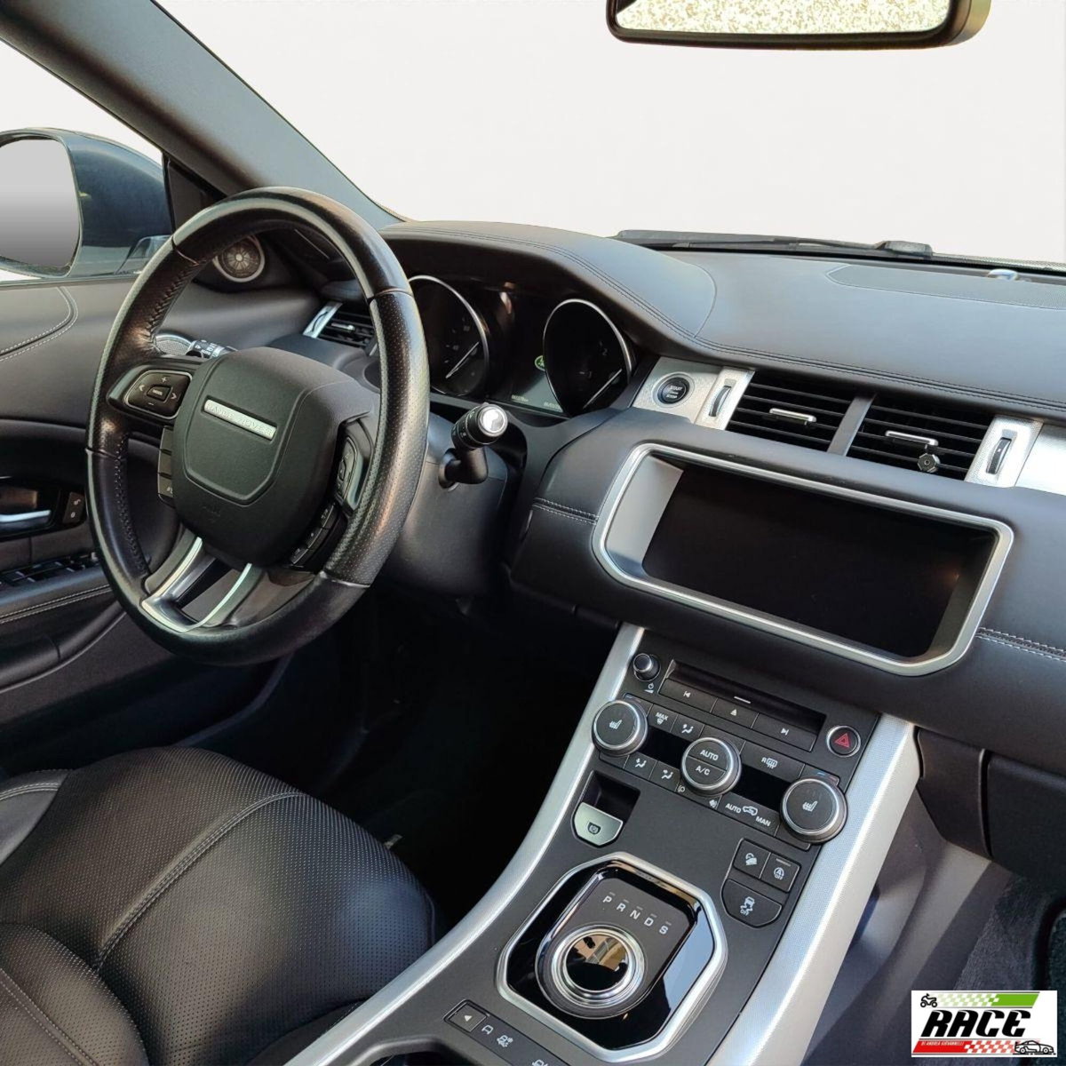 Land Rover Range Rover Evoque 2.0 TD4 150 CV Convertibile HSE Dynamic (14)