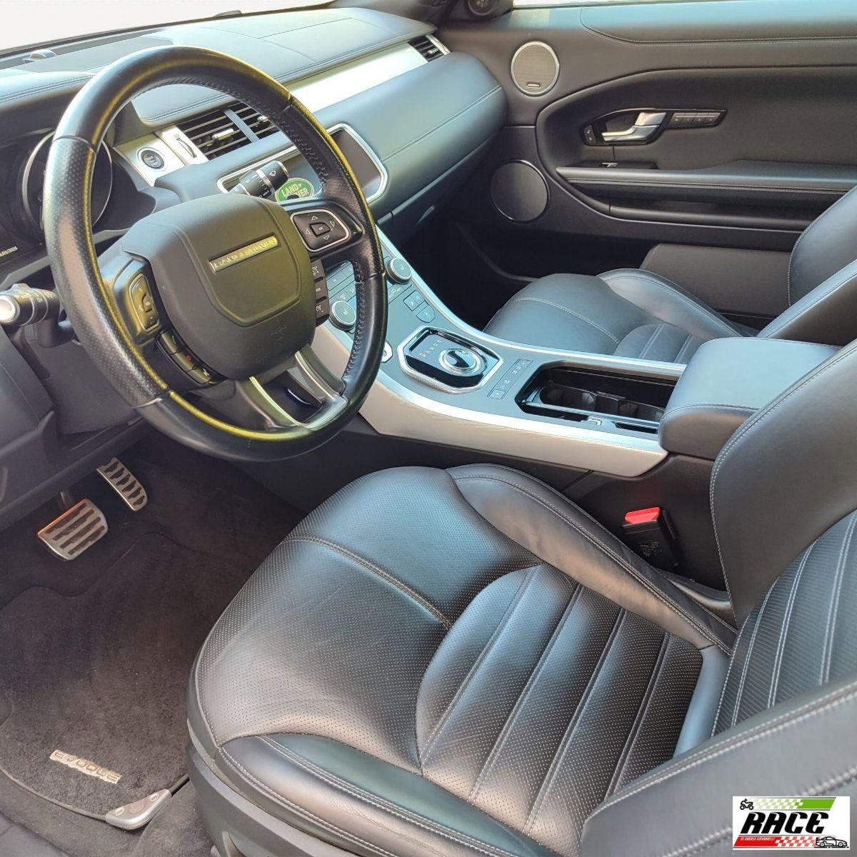 Land Rover Range Rover Evoque 2.0 TD4 150 CV Convertibile HSE Dynamic (9)