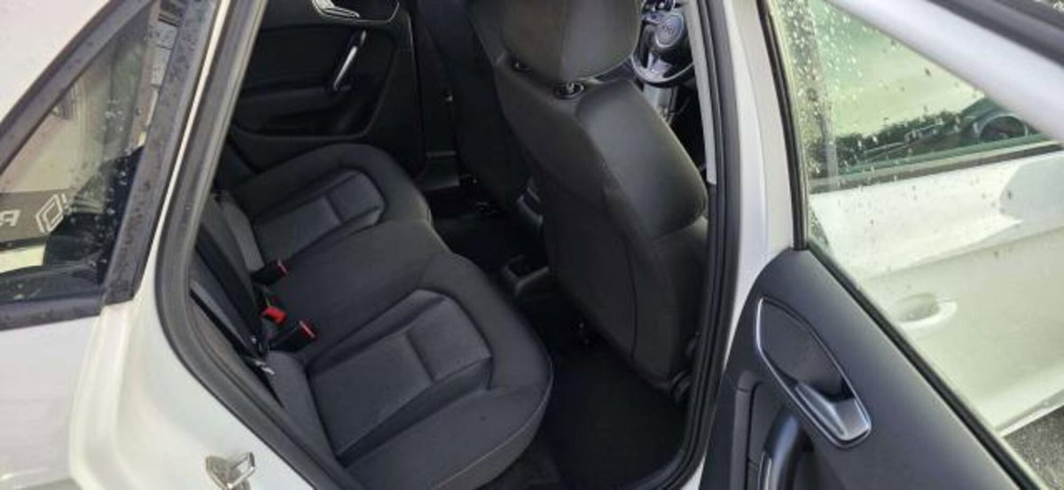 Audi A1 Sportback 1.4 TDI (11)