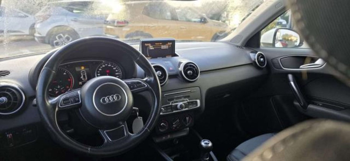 Audi A1 Sportback 1.4 TDI (7)