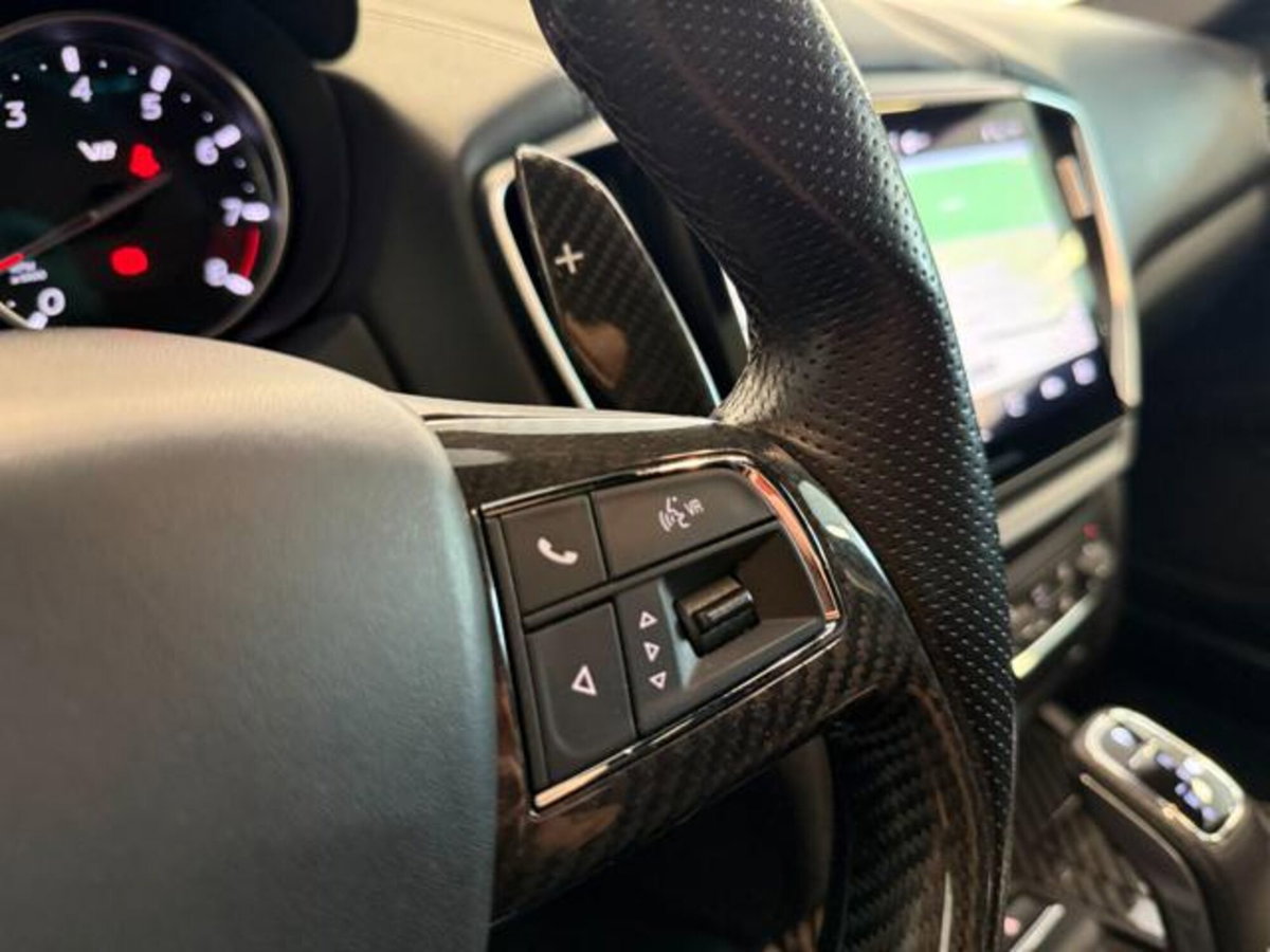Maserati Ghibli Ghibli V8 580 CV Trofeo (13)