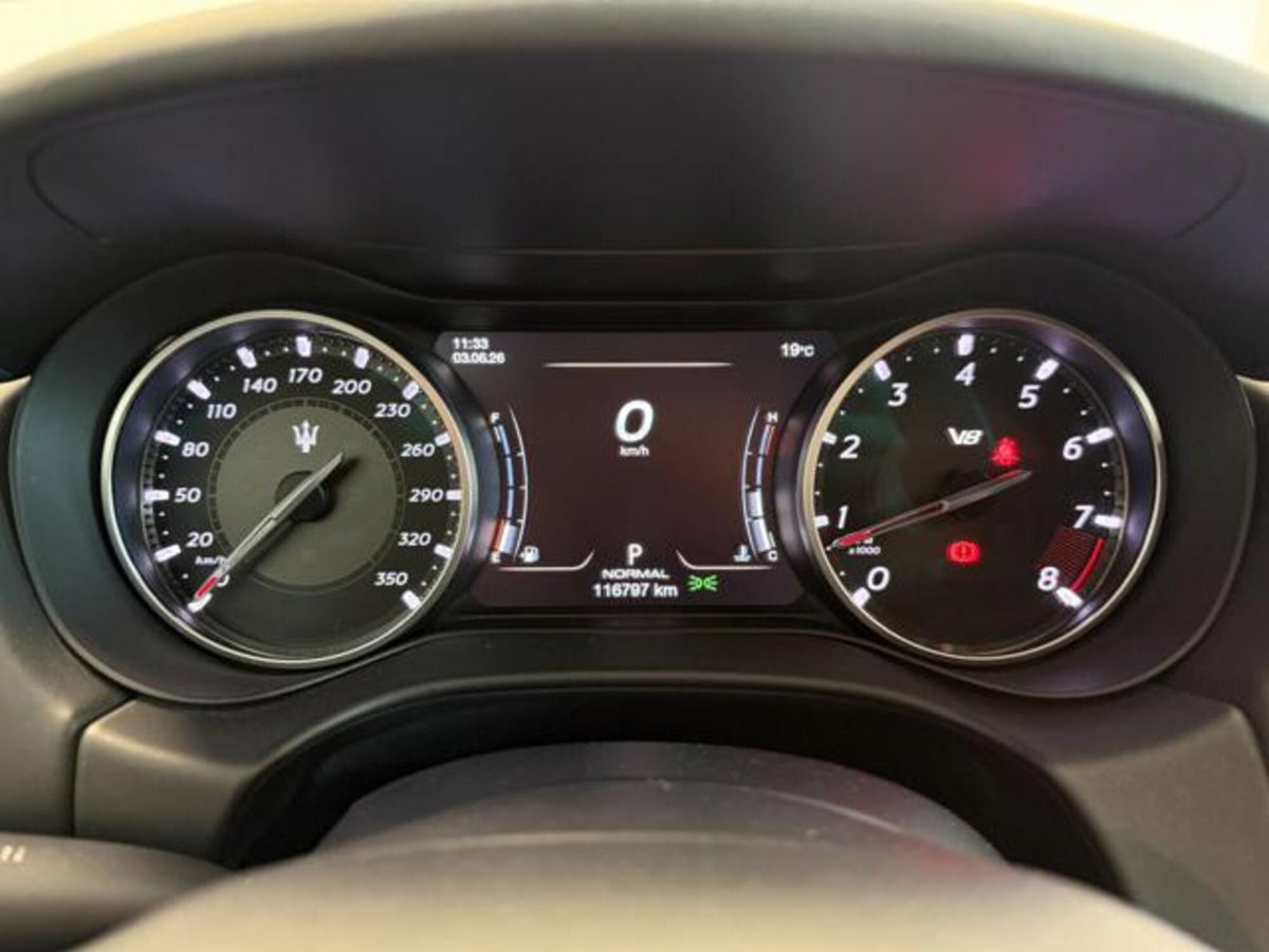 Maserati Ghibli Ghibli V8 580 CV Trofeo (15)