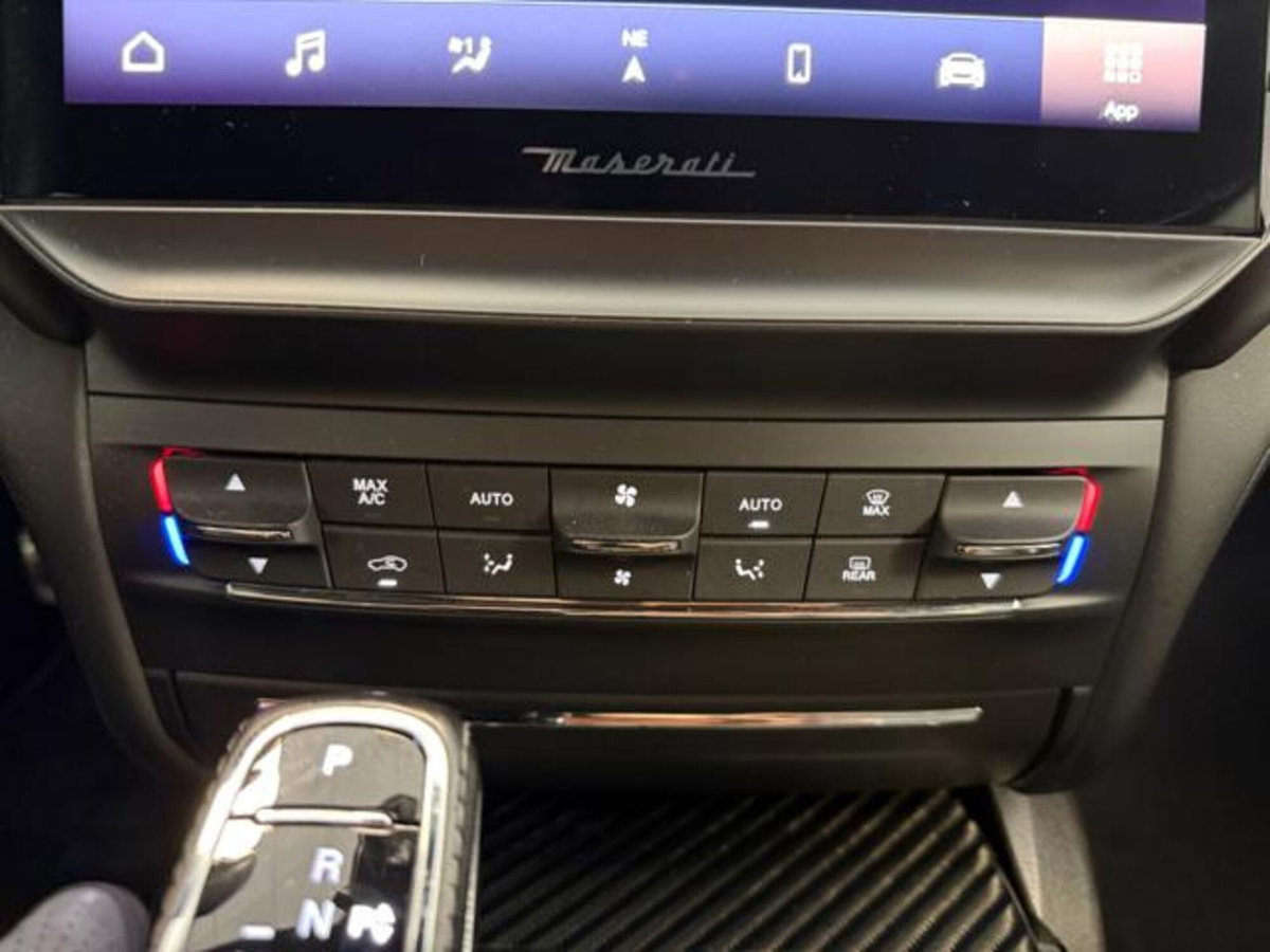 Maserati Ghibli Ghibli V8 580 CV Trofeo (20)