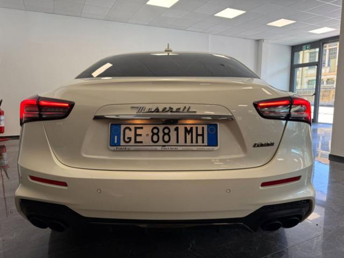 Maserati Ghibli Ghibli V8 580 CV Trofeo (3)