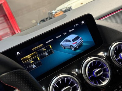 Mercedes-Benz GLA SUV 200 d Automatic 4Matic Premium (17)