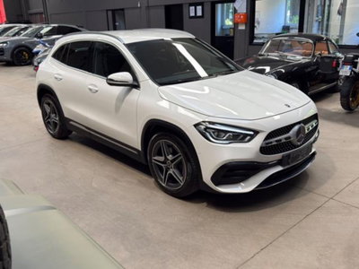 Mercedes-Benz GLA SUV 200 d Automatic 4Matic Premium (3)