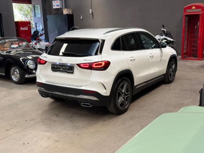 Mercedes-Benz GLA SUV 200 d Automatic 4Matic Premium (4)