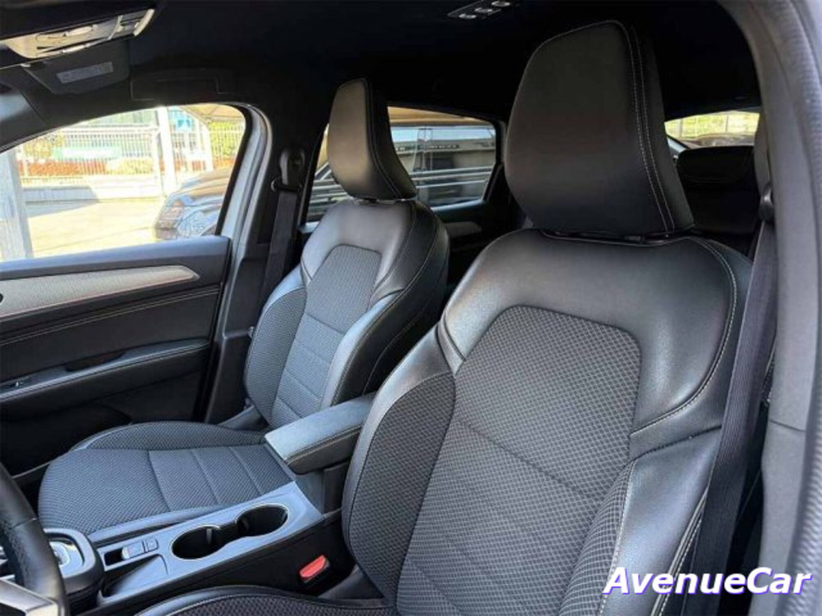 Renault Arkana 1.6 full hybrid Techno 145cv (20)