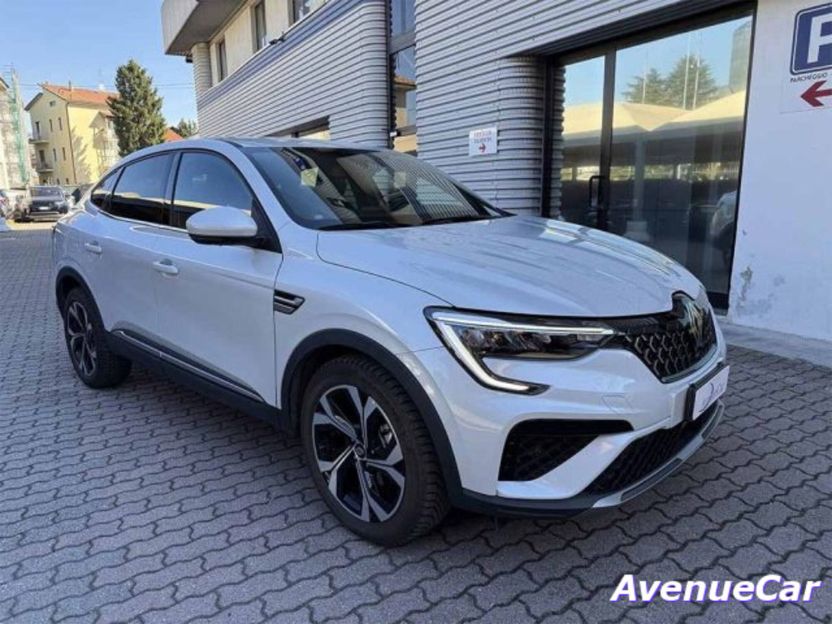 Renault Arkana 1.6 full hybrid Techno 145cv (3)