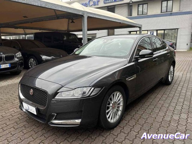 Jaguar XF 2.0 D E-Performance Pure