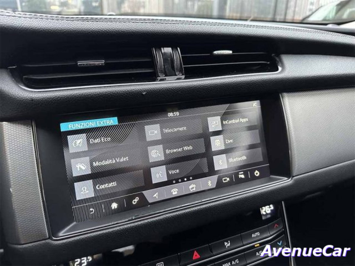 Jaguar XF 2.0 D E-Performance Pure (18)