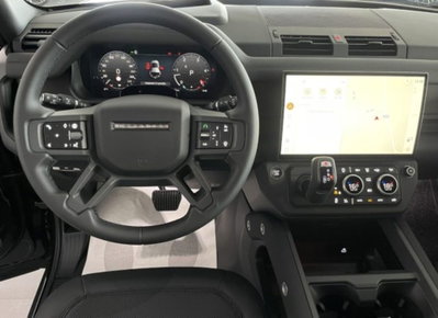 Land Rover Defender 110 3.0d i6 mhev X-Dynamic SE awd 250cv auto (18)
