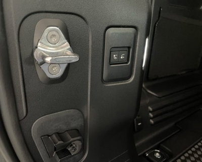 Land Rover Defender 110 3.0d i6 mhev X-Dynamic SE awd 250cv auto (20)