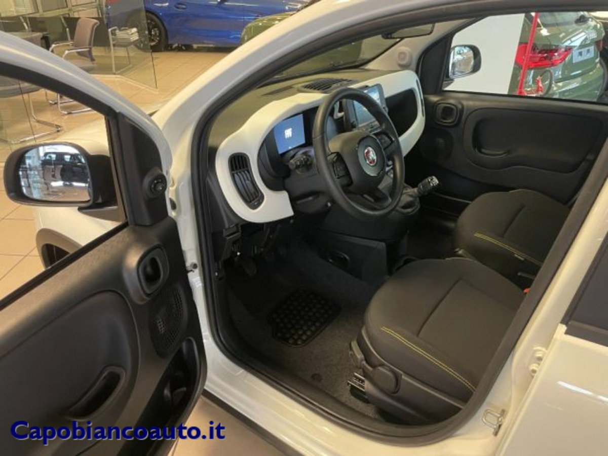 Fiat Panda Cross 1.0 firefly hybrid Cross s&s 70cv 5p.ti (7)