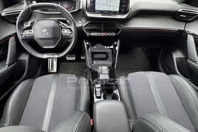 Peugeot 208 PureTech 130 Stop&Start EAT8 5 porte GT Line (10)