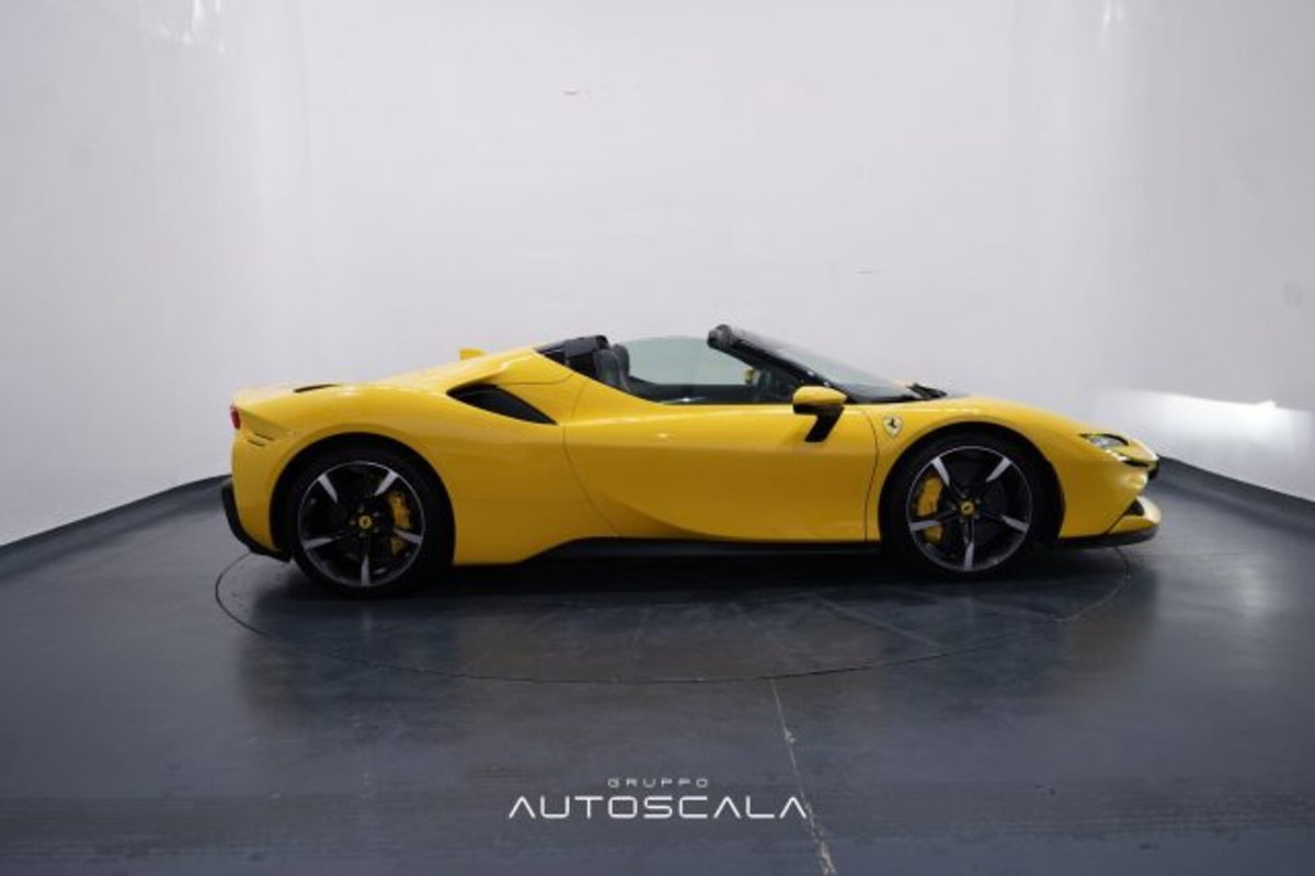 Ferrari SF90 Spider 4.0 F1 (14)