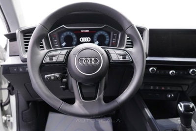 Audi A1 allstreet 30 1.0 tfsi Identity Contrast 116cv (14)