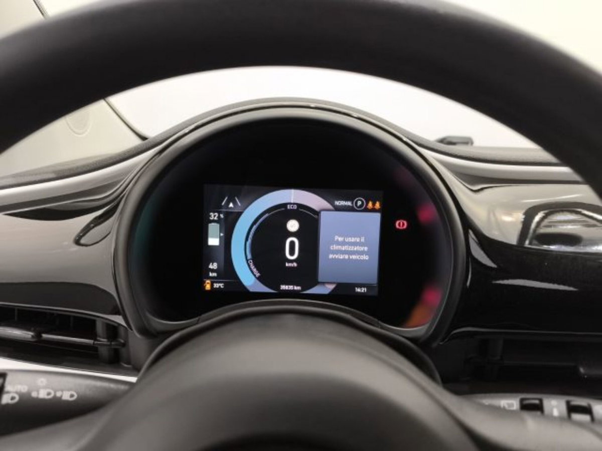 Fiat 500e Action Berlina 23,65 kWh (11)