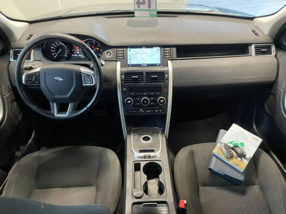 Land Rover Discovery Sport 2.0 TD4 150 CV Pure (13)